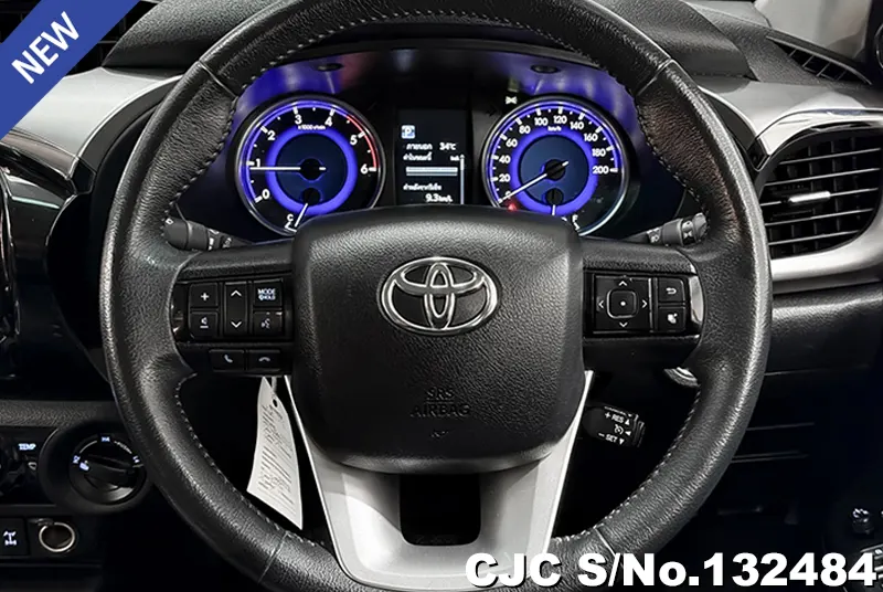 2020 Toyota / Hilux / Revo Stock No. 132484