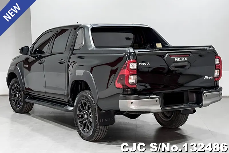 2021 Toyota / Hilux / Revo Stock No. 132486