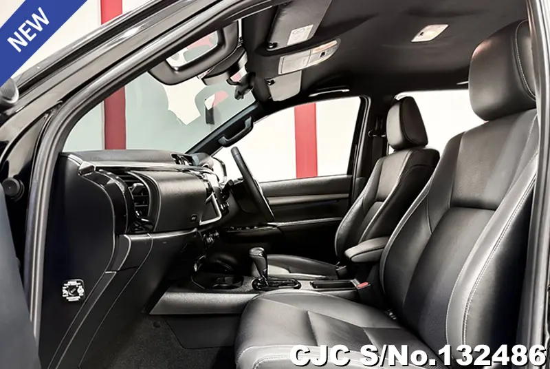 2021 Toyota / Hilux / Revo Stock No. 132486