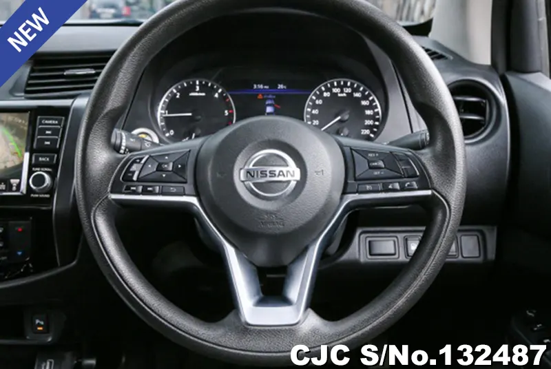 2023 Nissan / Navara Stock No. 132487