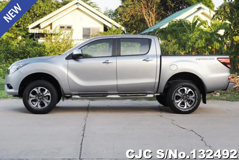 Mazda BT-50 in Silver for Sale Image 4