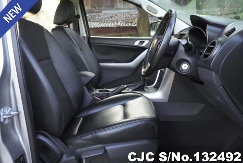 Mazda BT-50 in Silver for Sale Image 6