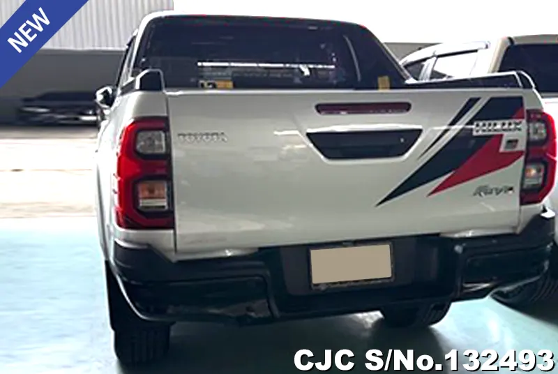 2023 Toyota / Hilux / Revo Stock No. 132493