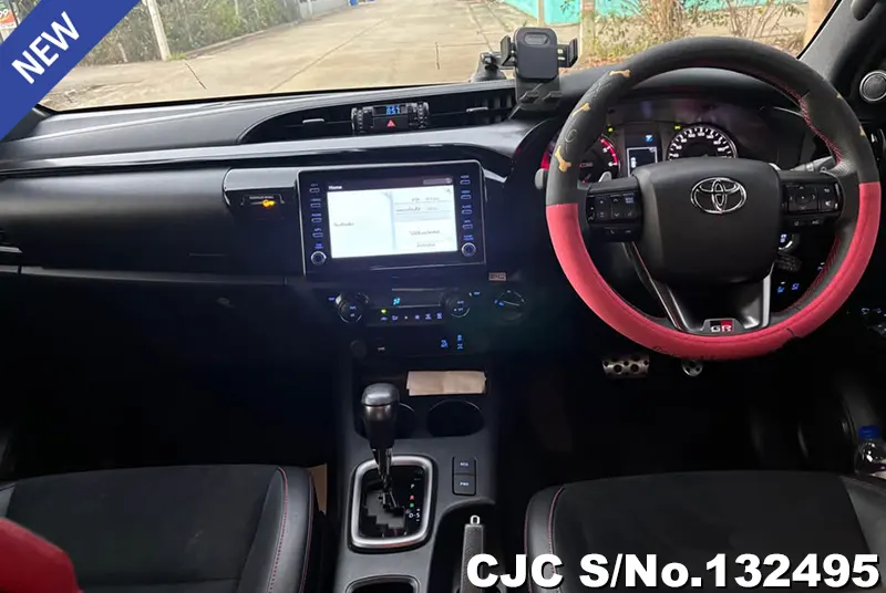 2023 Toyota / Hilux / Revo Stock No. 132495