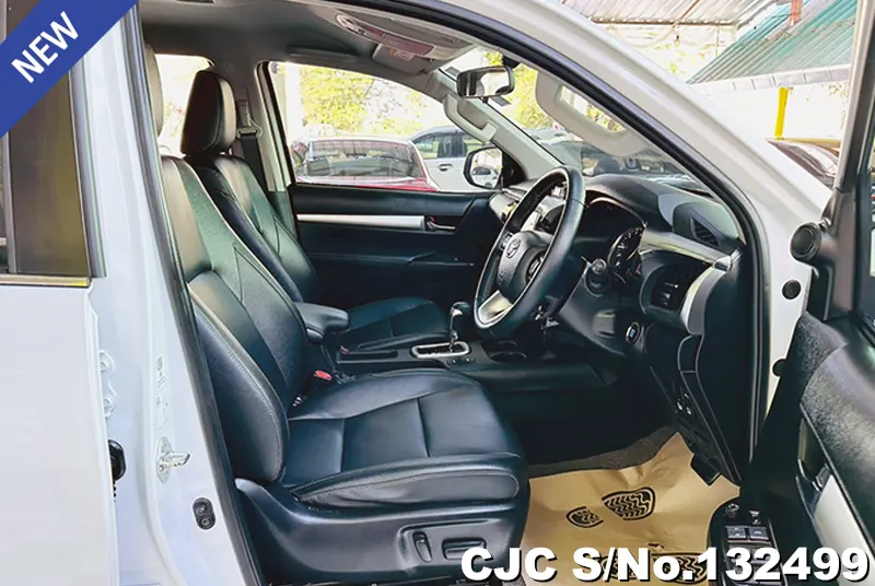 2023 Toyota / Hilux / Revo Stock No. 132499