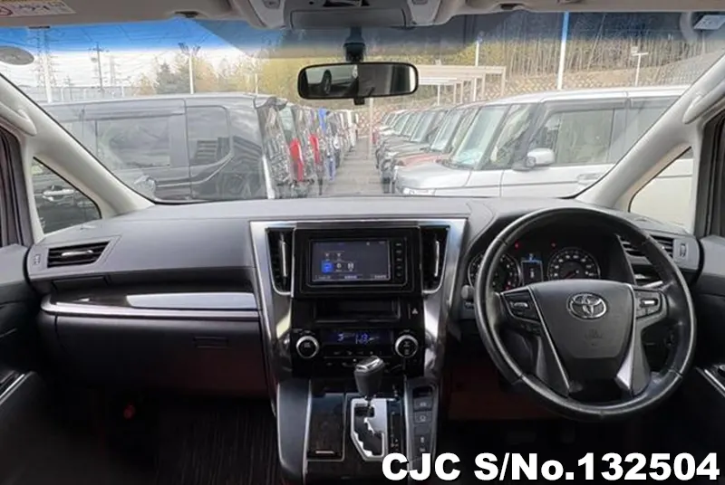 2015 Toyota / Alphard Stock No. 132504