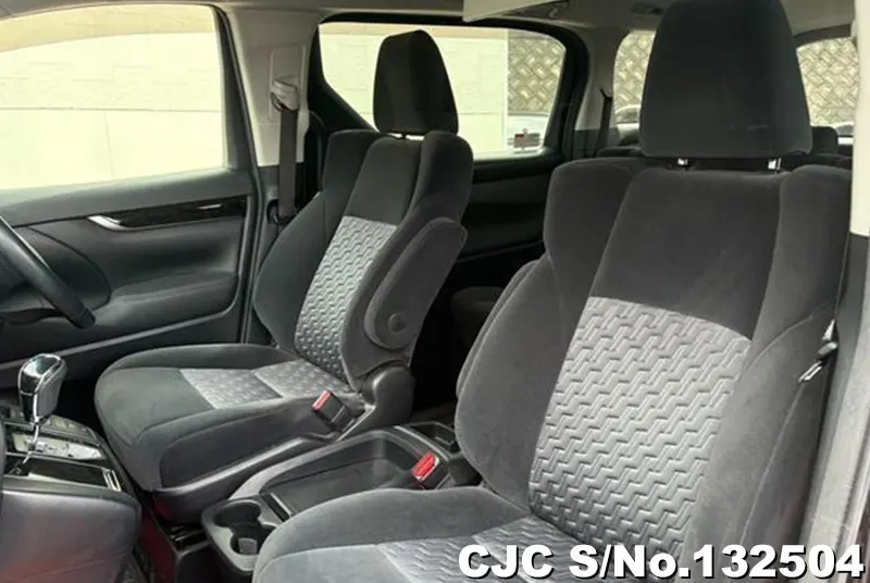 2015 Toyota / Alphard Stock No. 132504