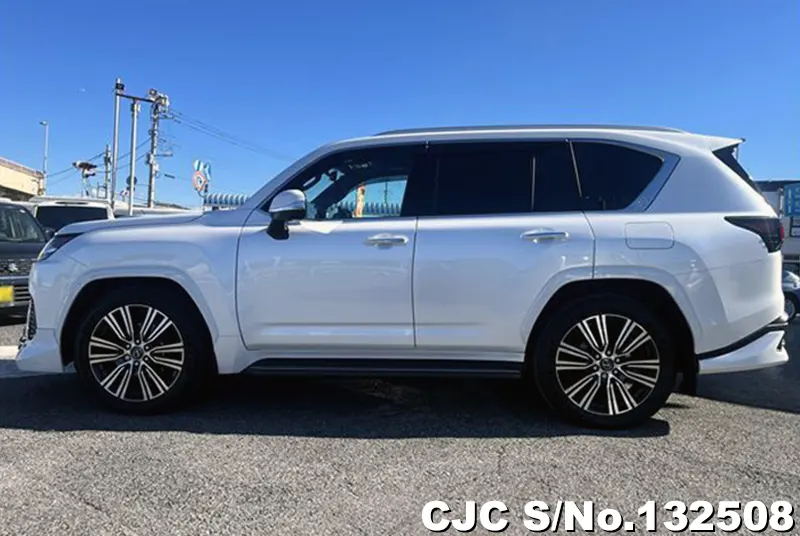 2025 Lexus / LX 600 Stock No. 132508