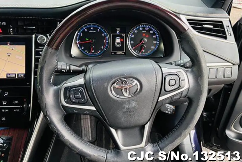 2015 Toyota / Harrier Stock No. 132513