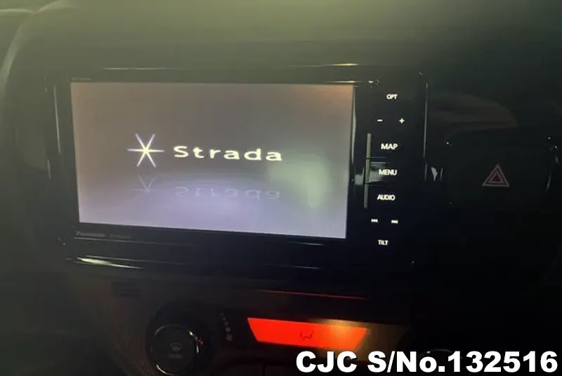 2018 Toyota / Vitz Stock No. 132516