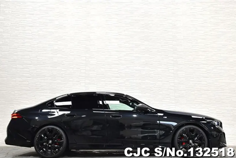 BMW 5 Series in Black for Sale Image 4