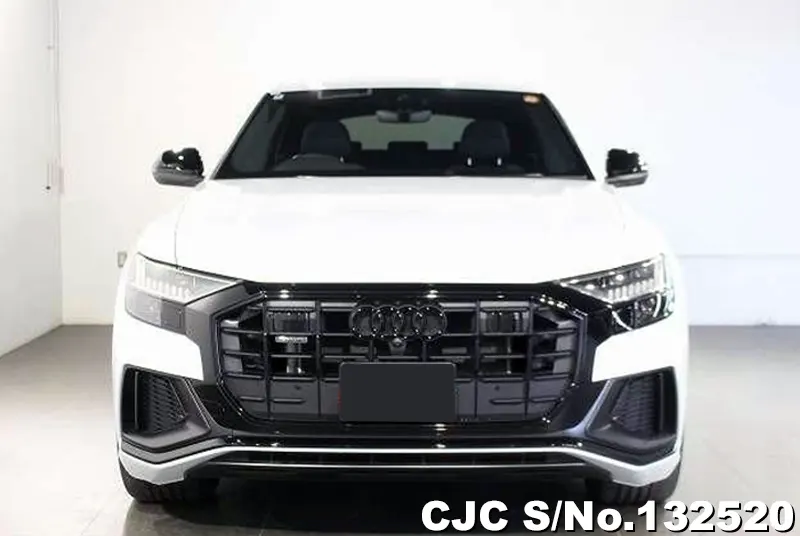Audi Q8 in White for Sale Image 1