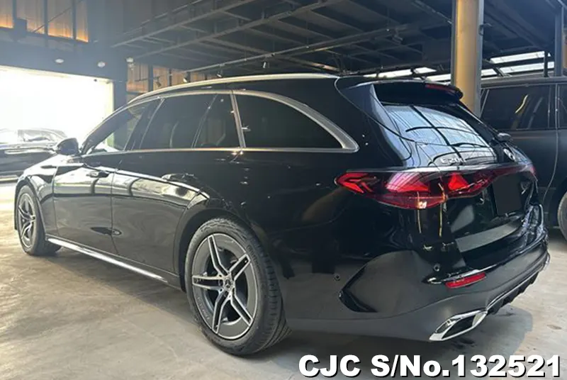 2024 Mercedes Benz / E Class Stock No. 132521