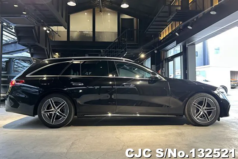 2024 Mercedes Benz / E Class Stock No. 132521