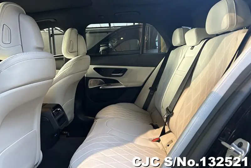 2024 Mercedes Benz / E Class Stock No. 132521