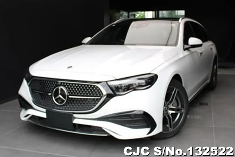 Mercedes Benz / E Class 2024