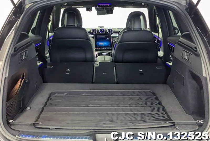 2024 Mercedes Benz / GLC Class Stock No. 132525