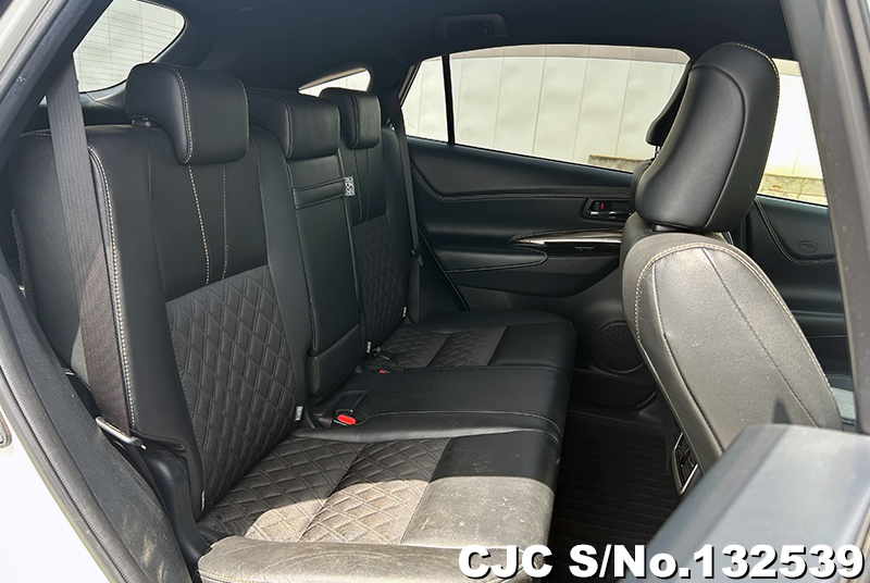 2017 Toyota / Harrier Stock No. 132539