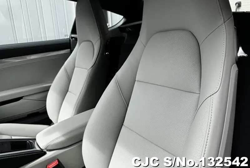 2024 Porsche / Cayman Stock No. 132542