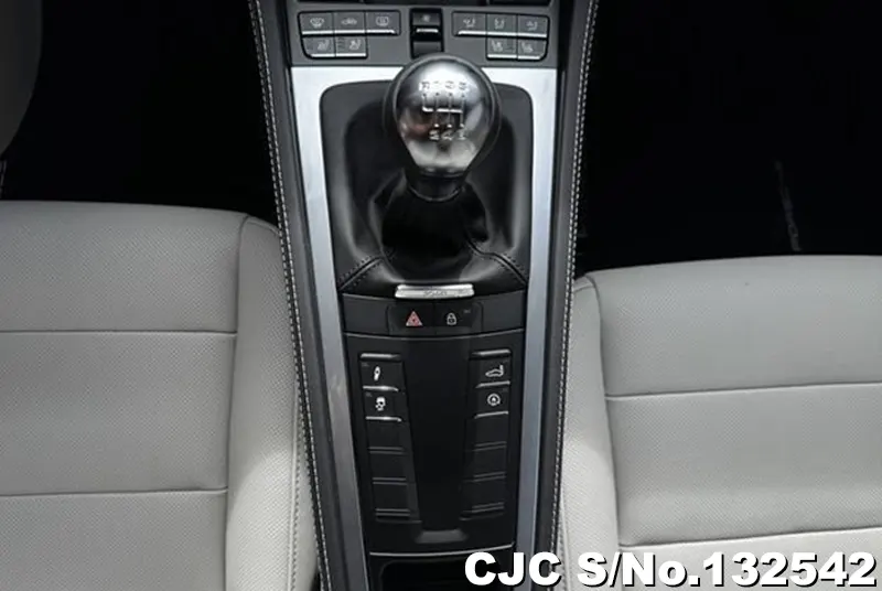 2024 Porsche / Cayman Stock No. 132542