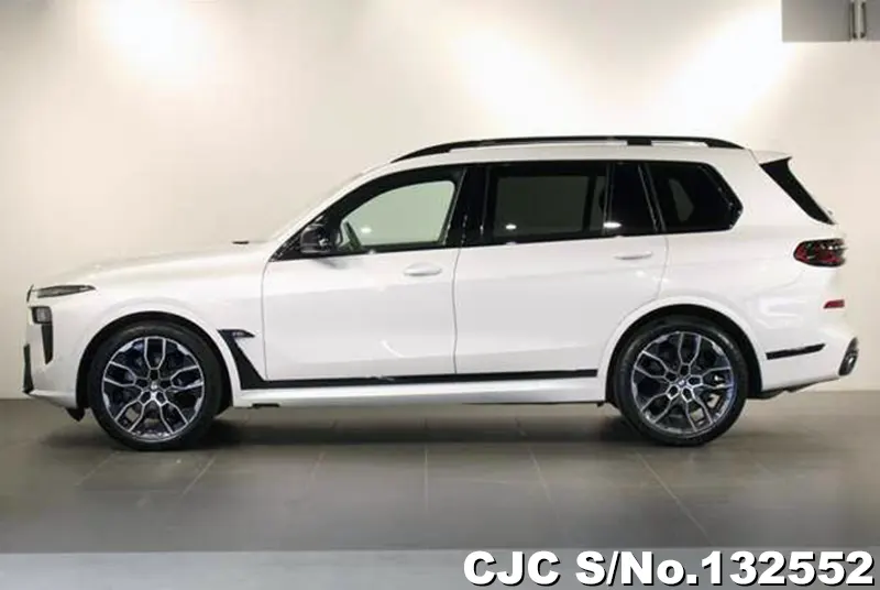 2024 BMW / X7 Stock No. 132552
