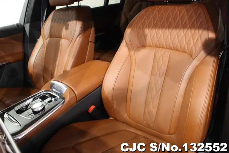 BMW X7 in White for Sale Image 11