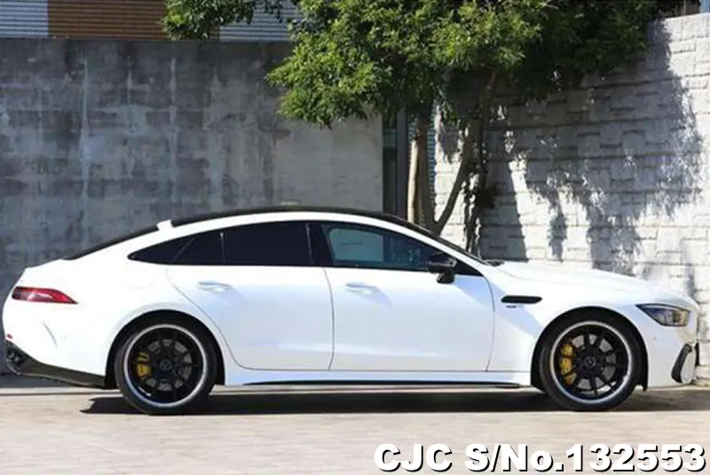 Mercedes Benz GT 4 in White for Sale Image 6