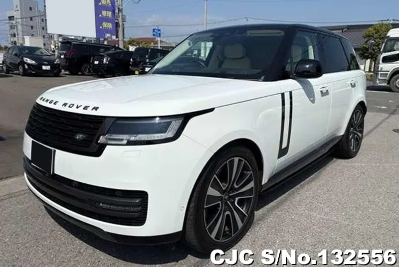 Land Rover Range Rover in White for Sale Image 3