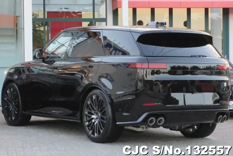 Land Rover Range Rover in Black for Sale Image 1