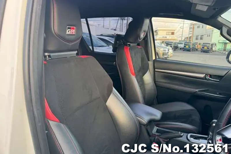 2022 Toyota / Hilux Stock No. 132561