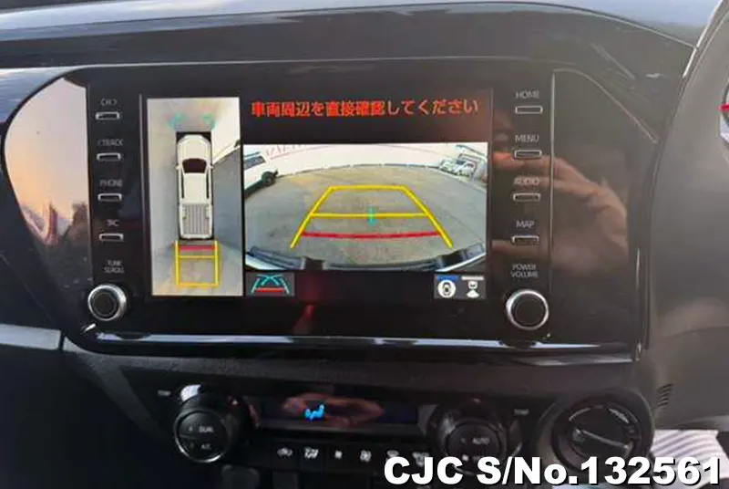 Toyota Hilux in White for Sale Image 14