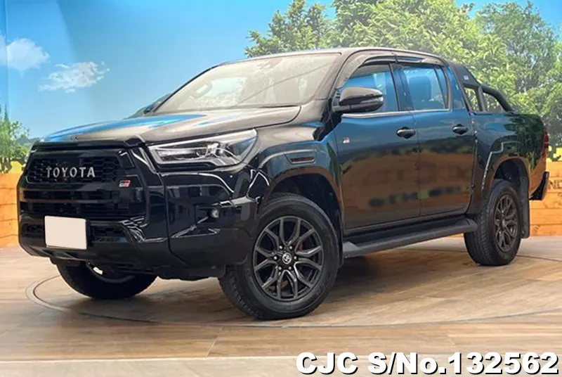 Toyota Hilux in Black for Sale Image 3