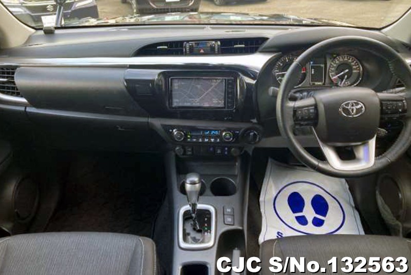 2021 Toyota / Hilux Stock No. 132563