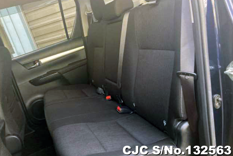 Toyota Hilux in Black for Sale Image 10