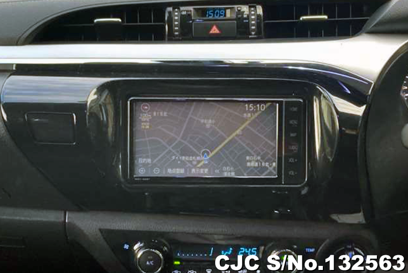 2021 Toyota / Hilux Stock No. 132563