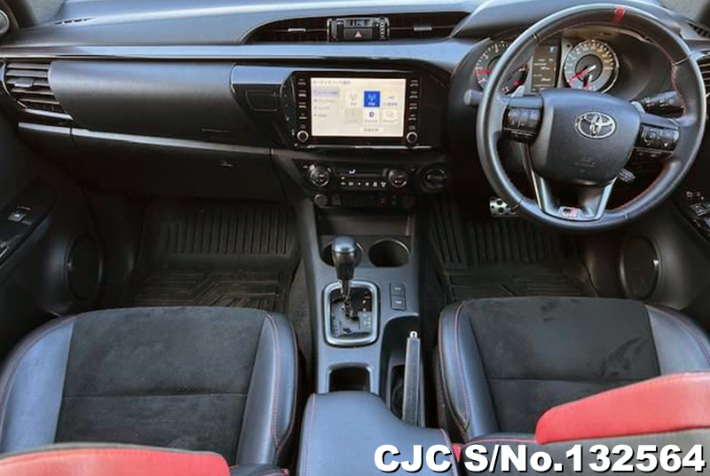 2021 Toyota / Hilux Stock No. 132564