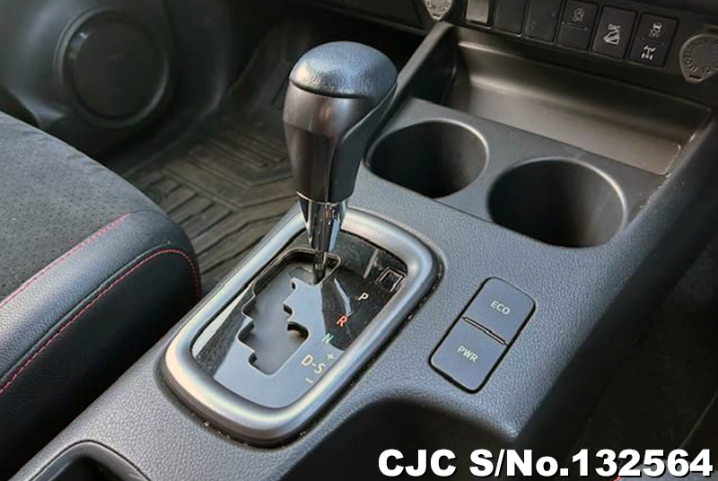 2021 Toyota / Hilux Stock No. 132564