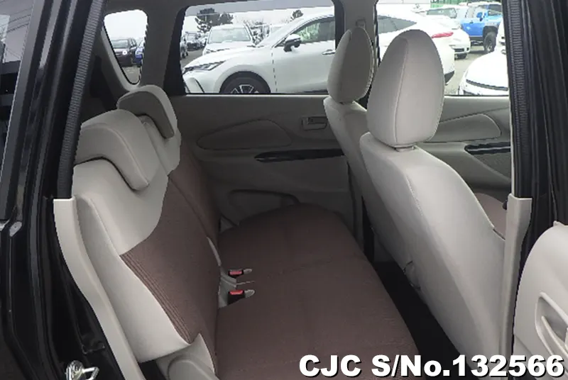 2017 Mitsubishi / Ek Wagon Stock No. 132566