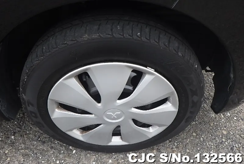 2017 Mitsubishi / Ek Wagon Stock No. 132566