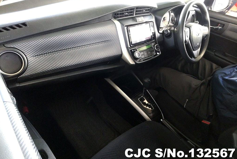 2013 Toyota / Corolla Fielder Stock No. 132567