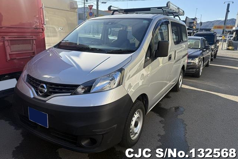 Nissan / NV200 2020