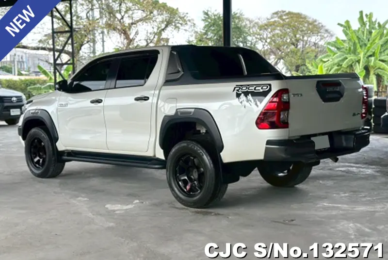 2021 Toyota / Hilux / Revo Rocco Stock No. 132571