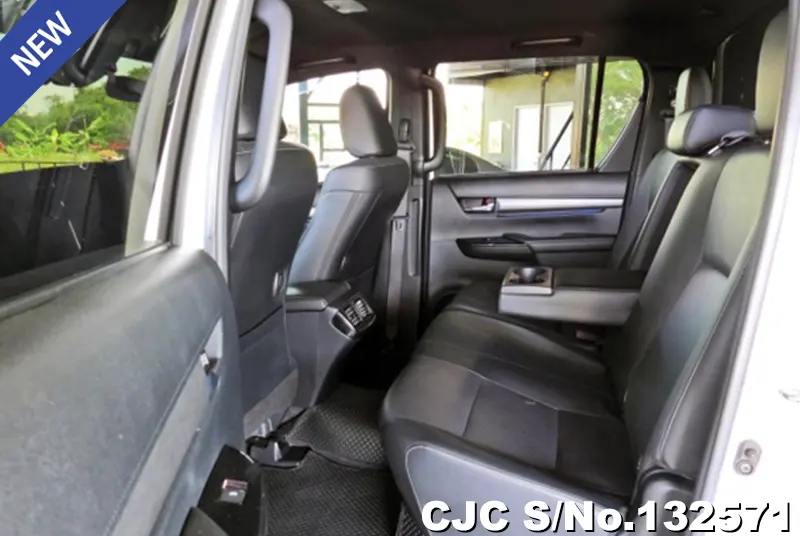 2021 Toyota / Hilux / Revo Rocco Stock No. 132571