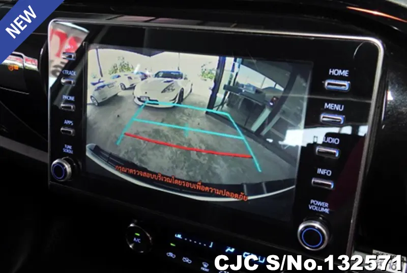 2021 Toyota / Hilux / Revo Rocco Stock No. 132571