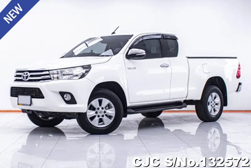 2016 Toyota / Hilux / Revo Stock No. 132572