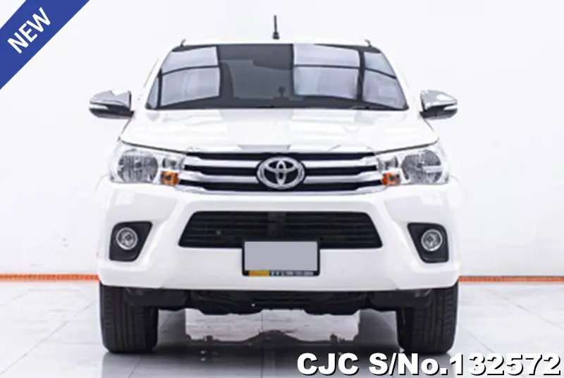 2016 Toyota / Hilux / Revo Stock No. 132572