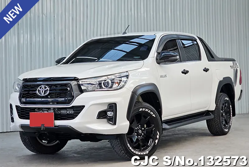 2019 Toyota / Hilux / Revo Rocco Stock No. 132573