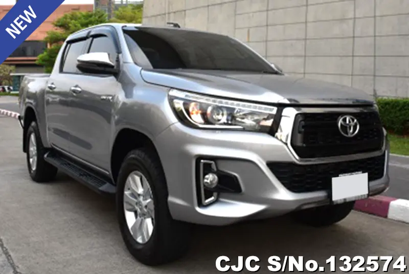 2017 Toyota / Hilux Stock No. 132574