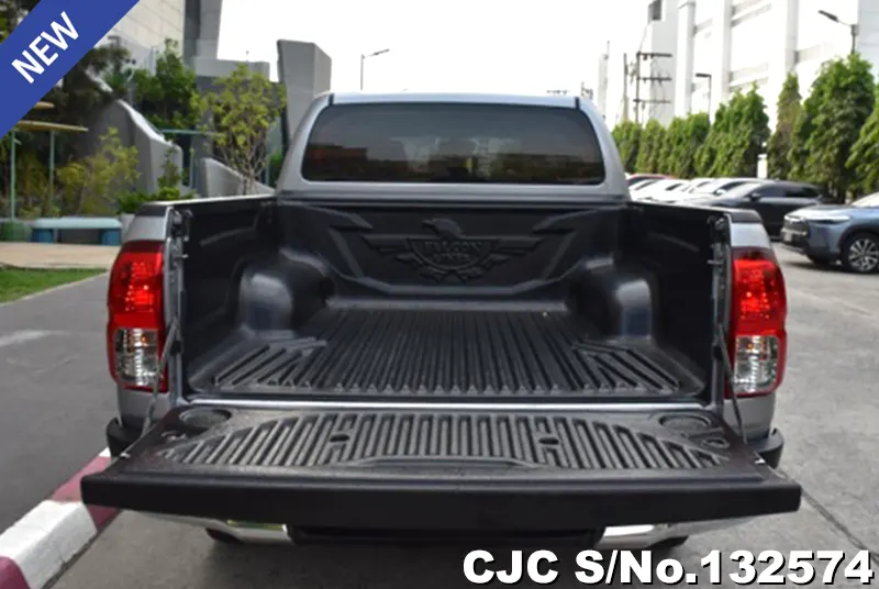 2017 Toyota / Hilux Stock No. 132574