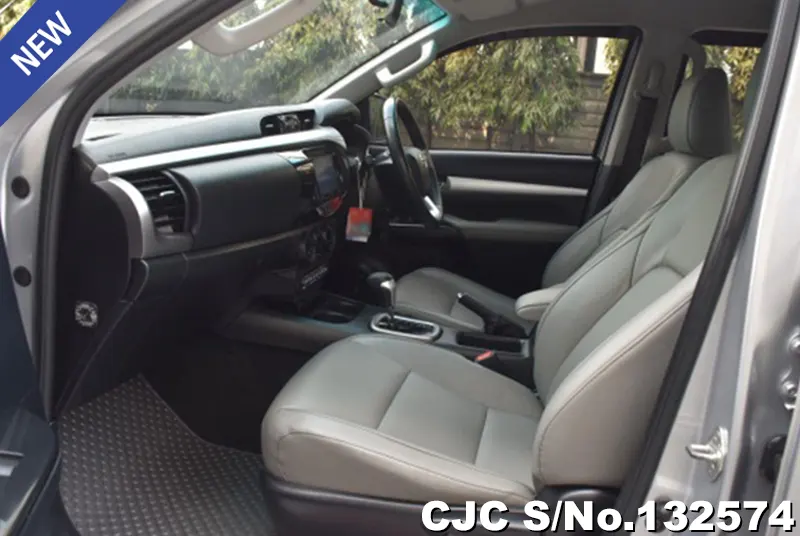 2017 Toyota / Hilux Stock No. 132574